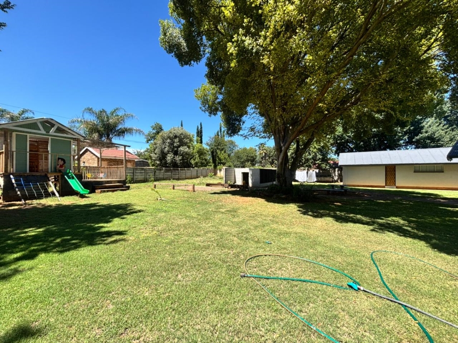 8 Bedroom Property for Sale in Irene Park North West